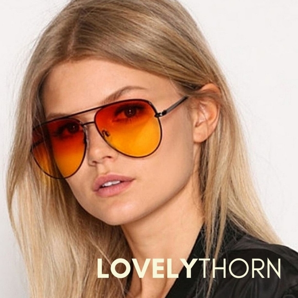 QUAY // ltd ed desi collab oversize black frame orange yellow fade lens aviators - Picture 13 of 16